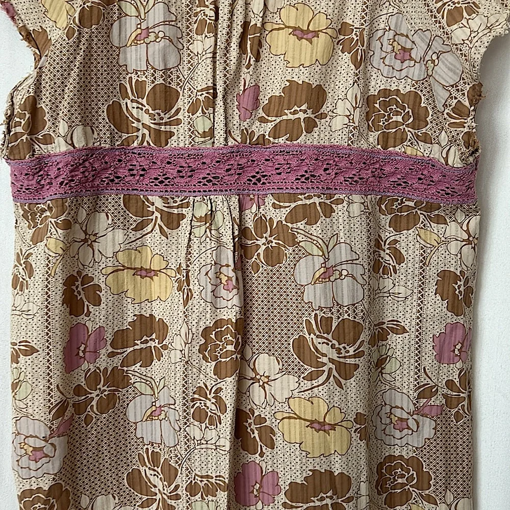 Lux Cute Boho Brown/Purple Floral Lace Cap Sleeve Shirt Top **Size L** 🌸🌸 - Picture 5 of 6